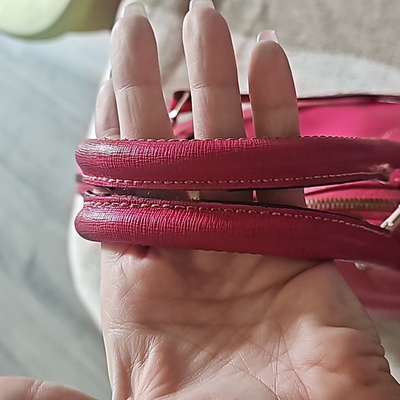 Pink Dooney and Bourke medium shoulder bag - Picture 4 of 8